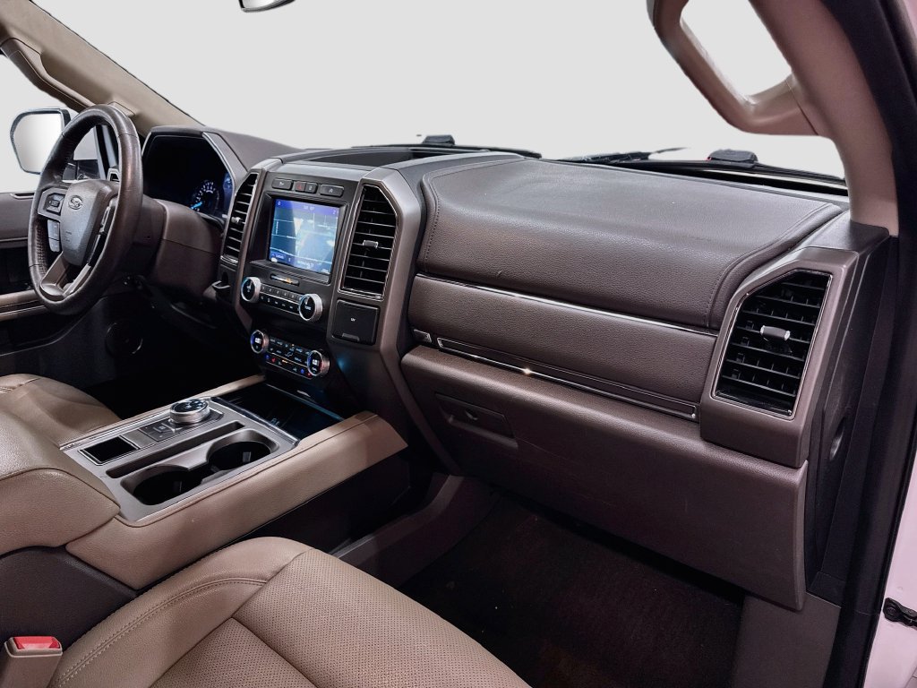 Used 2020 Ford Expedition XLT w/ Equipment Group 202A RWD image 34