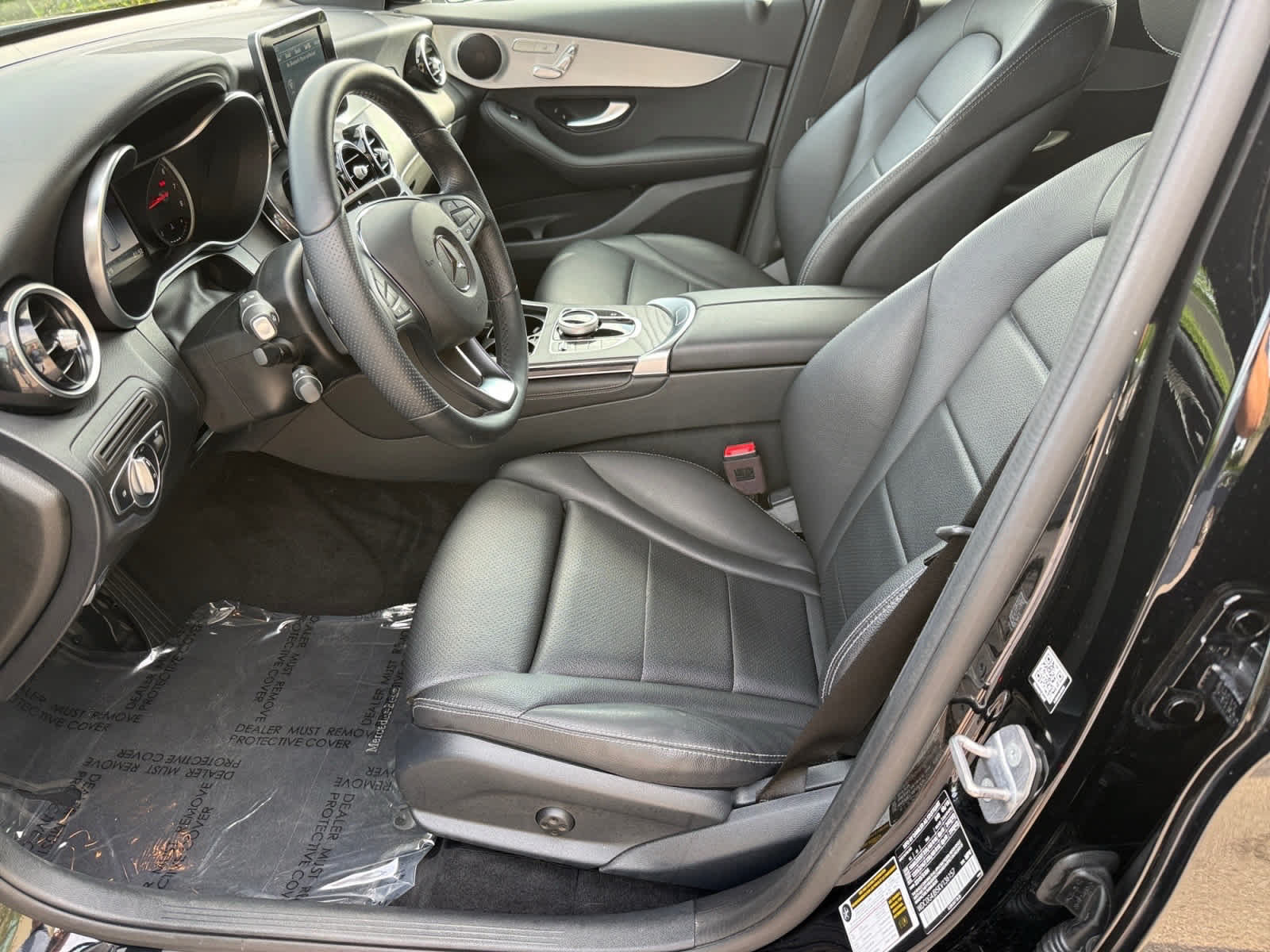 Used 2019 Mercedes-Benz GLC 300 image 10