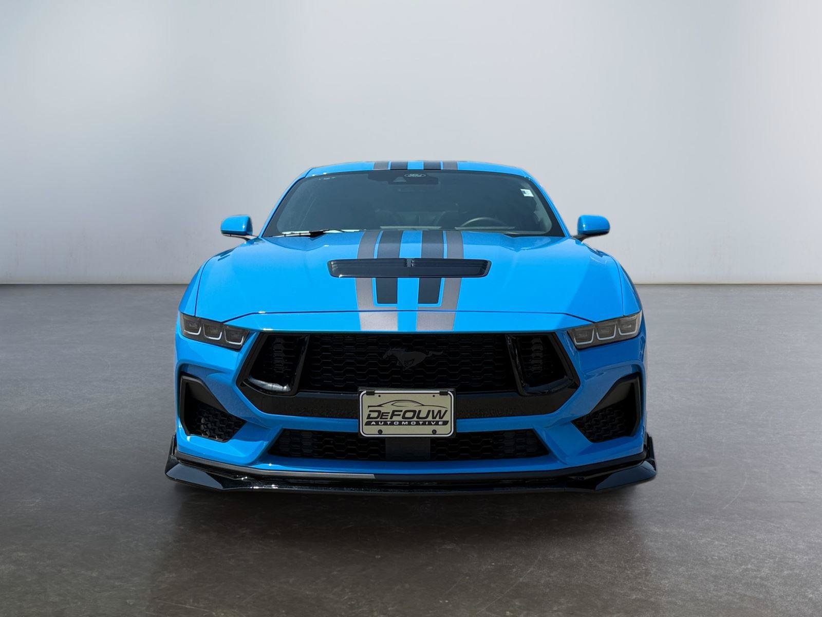 Used 2025 Ford Mustang GT RWD image 8
