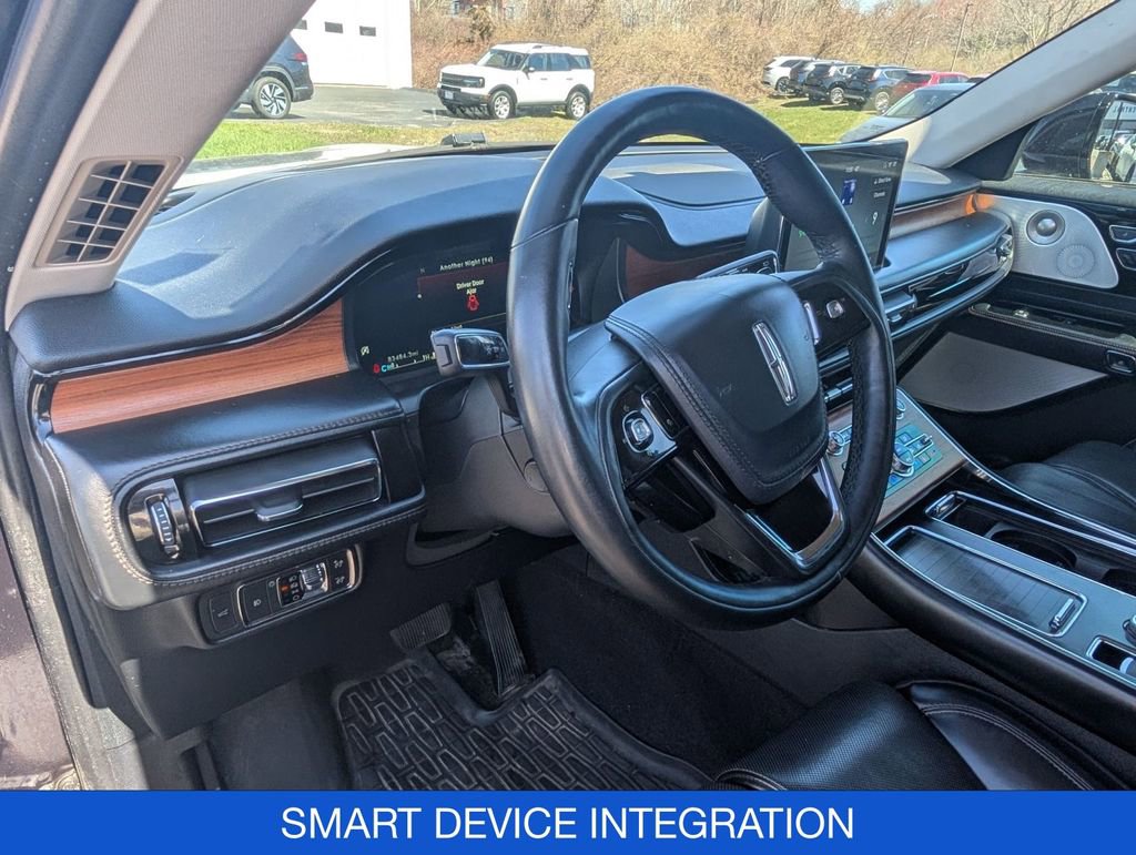 Used 2020 Lincoln Aviator Reserve w/ Equipment Group 202A image 13