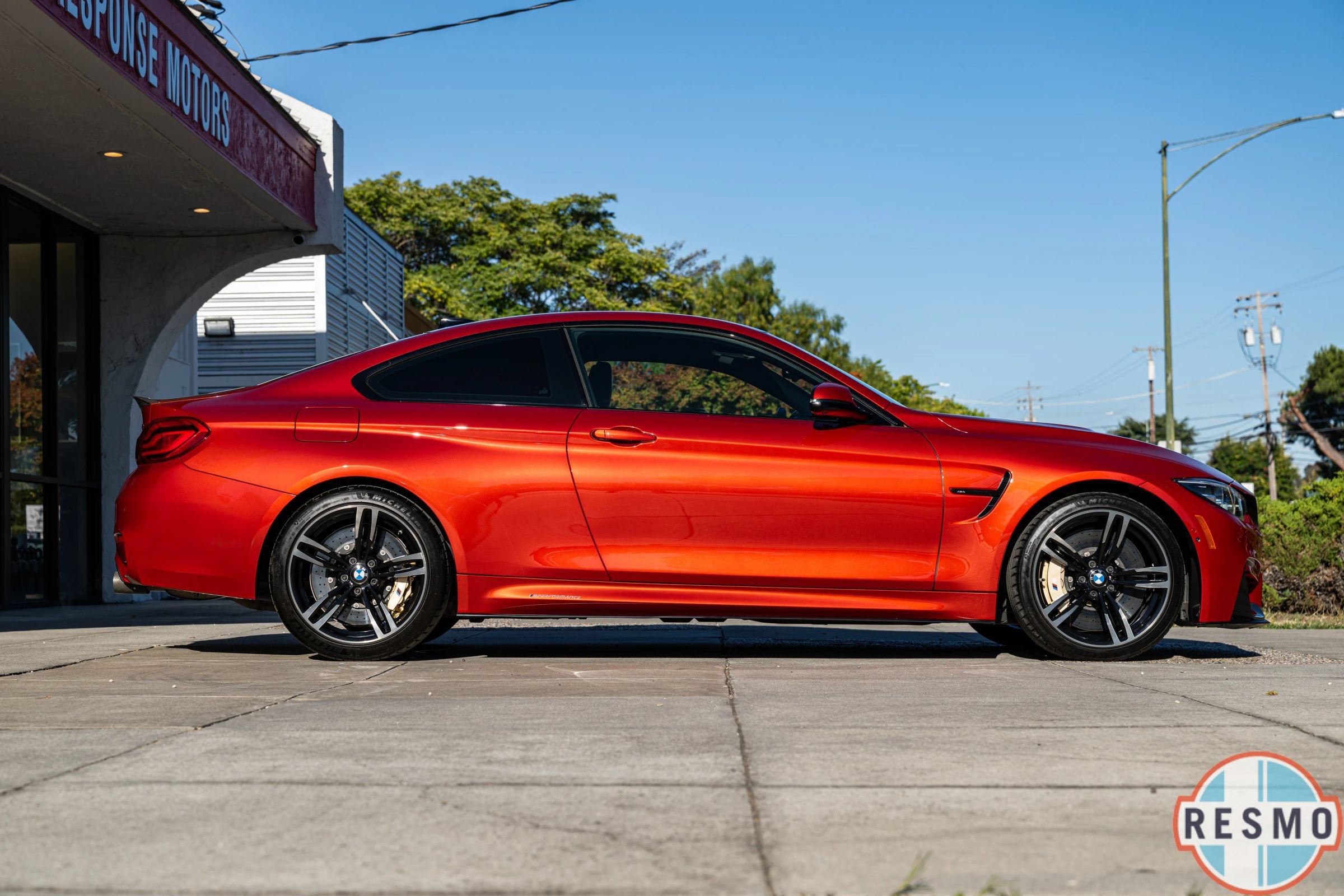 Used 2018 BMW M4 Coupe w/ Competition Package RWD image 24