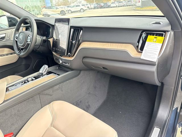 New 2026 Volvo XC60 B5 Plus w/ Protection Package Premier image 16
