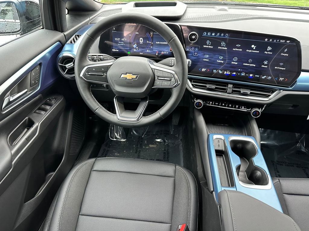 New 2026 Chevrolet Equinox EV LT image 17