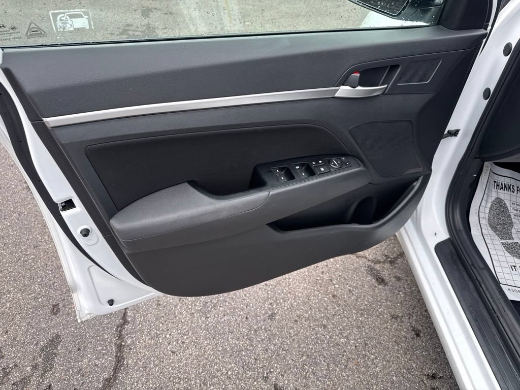 Used 2020 Hyundai Elantra SEL w/ Cargo Package (C1) FWD image 10