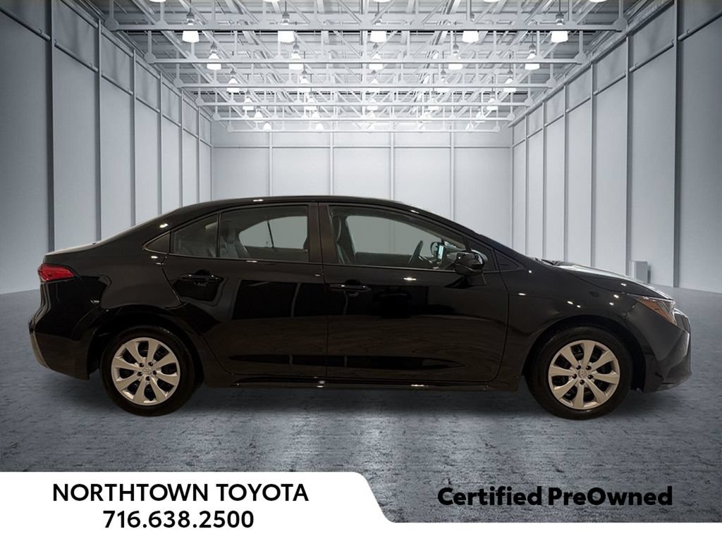 Used 2026 Toyota Corolla LE FWD image 22