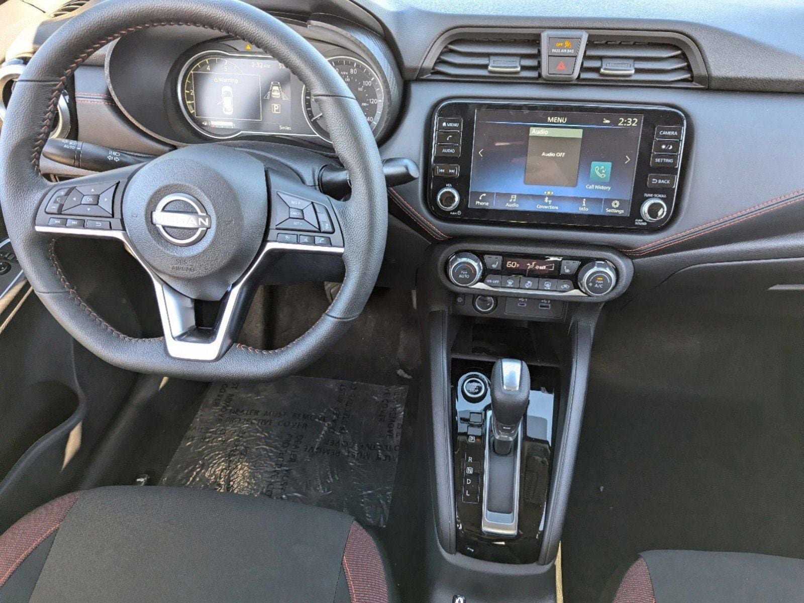 New 2025 Nissan Versa SR w/ Trunk Package FWD image 19