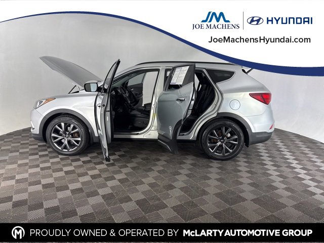 Used 2018 Hyundai Santa Fe Sport image 10
