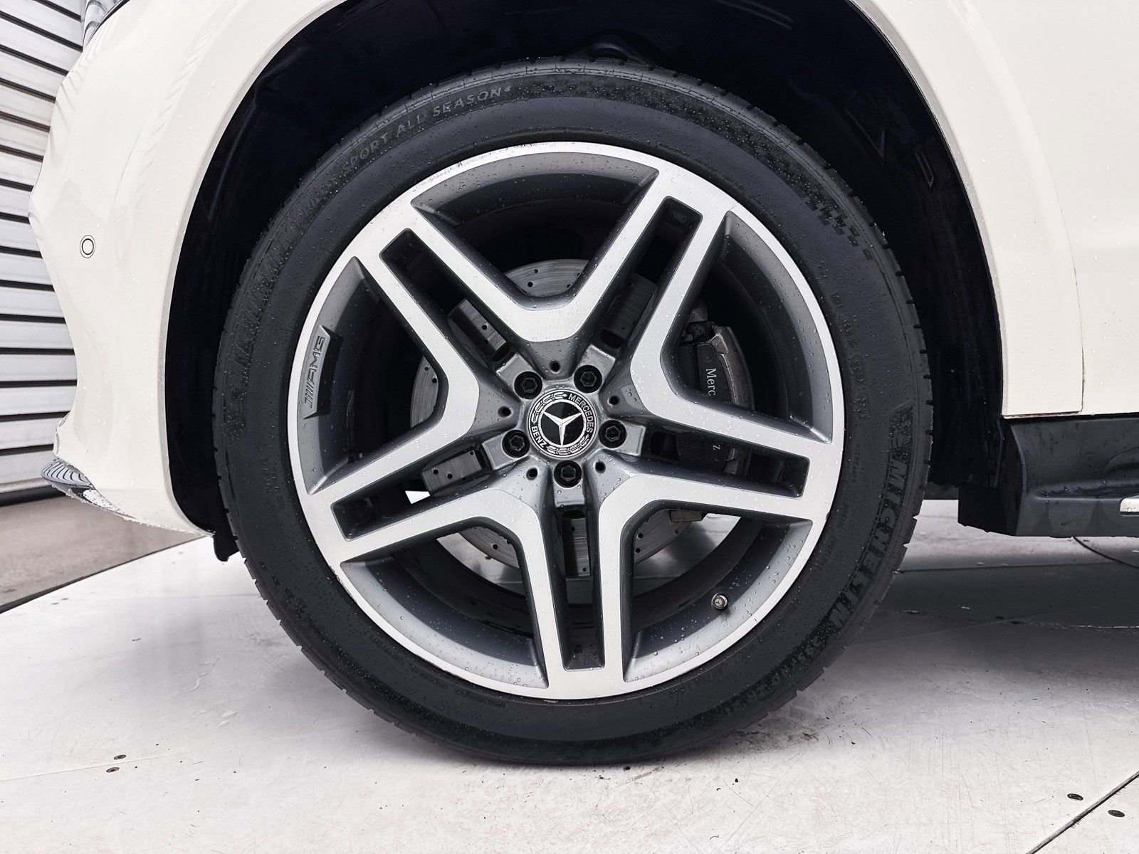 Used 2019 Mercedes-Benz GLS 550 4MATIC image 15