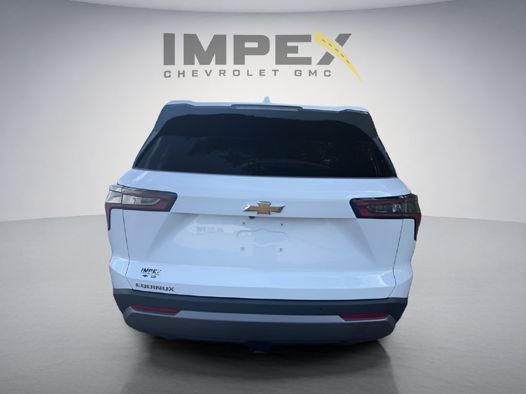 New 2027 Chevrolet Equinox LT FWD image 4