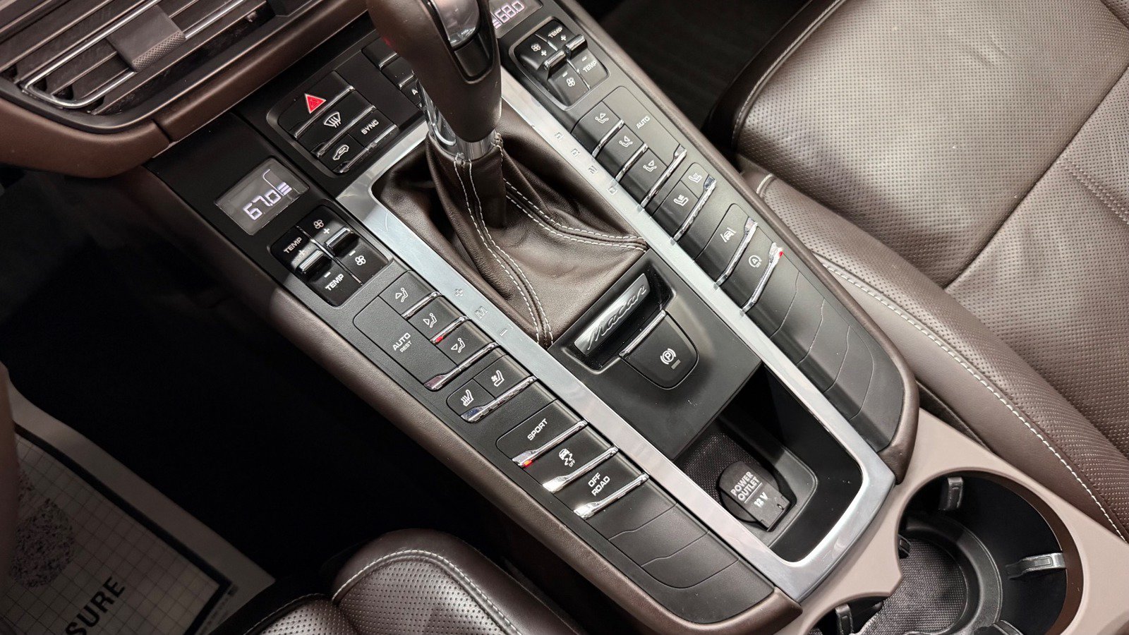 Used 2019 Porsche Macan S w/ Premium Package Plus AWD/4WD image 48