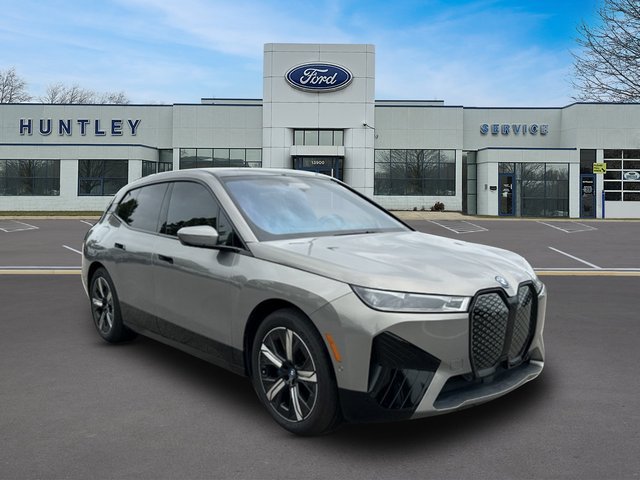 Used 2023 BMW iX M60 w/ Executive Package AWD/4WD image 4