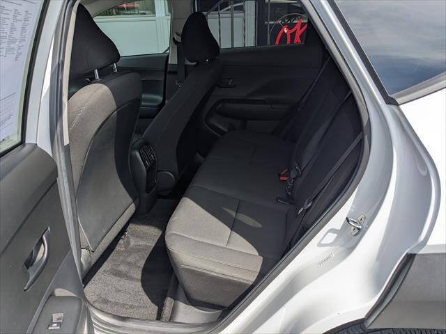 Used 2024 Hyundai Kona SEL FWD image 12