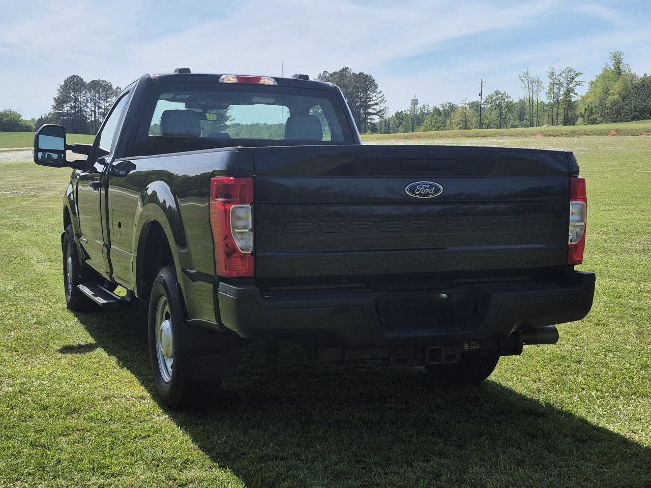 Used 2020 Ford F250 XL w/ Power Equipment Group RWD image 6