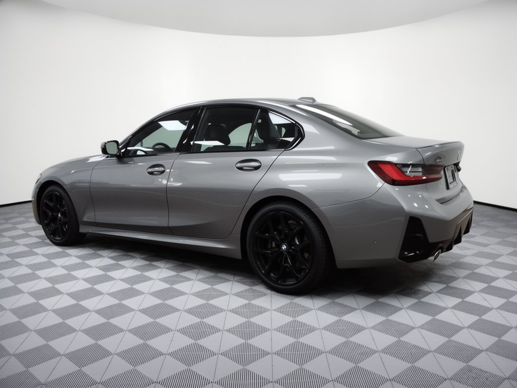 Used 2026 BMW 330i xDrive Sedan w/ M Sport Package AWD/4WD image 3
