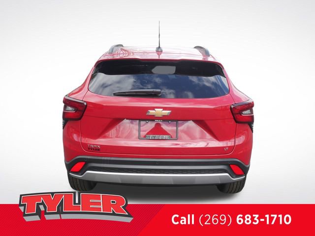 New 2026 Chevrolet Trax LT w/ Driver Confidence Package FWD image 7