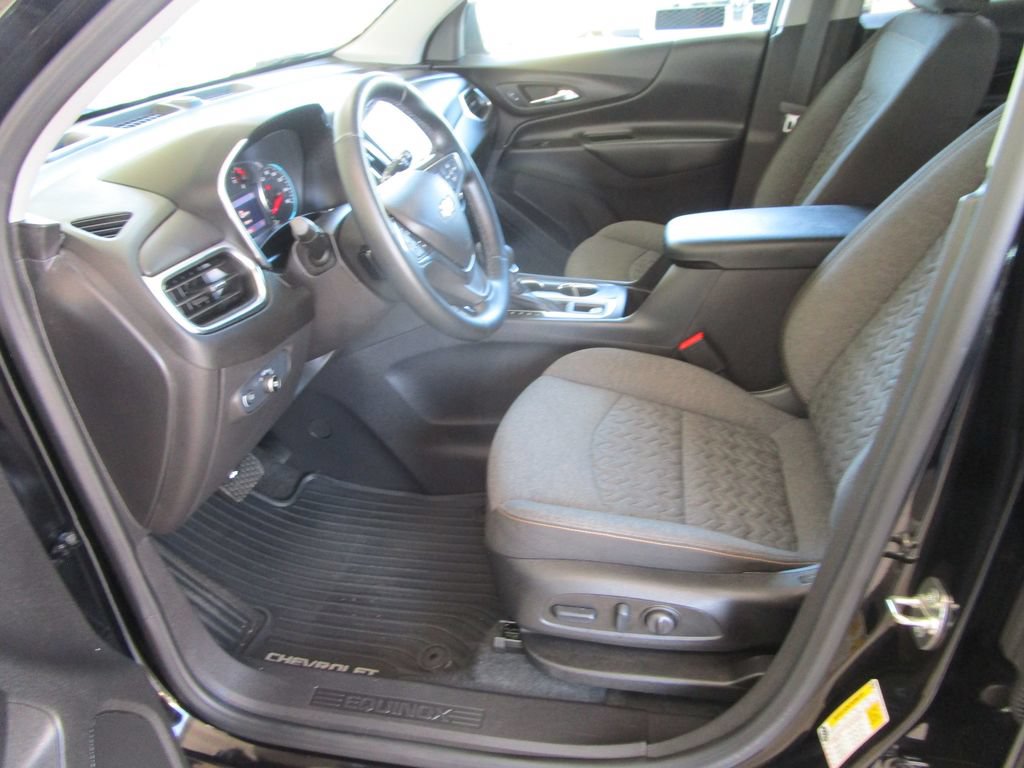 Used 2024 Chevrolet Equinox LT FWD image 28