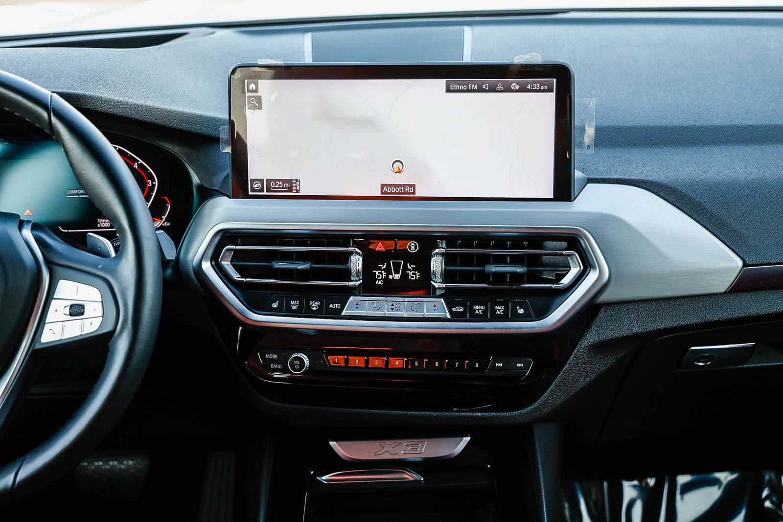 Used 2023 BMW X3 xDrive30i w/ Premium Package image 11