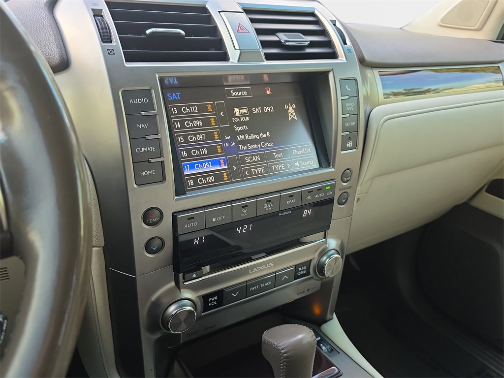 Used 2015 Lexus GX 460 image 21
