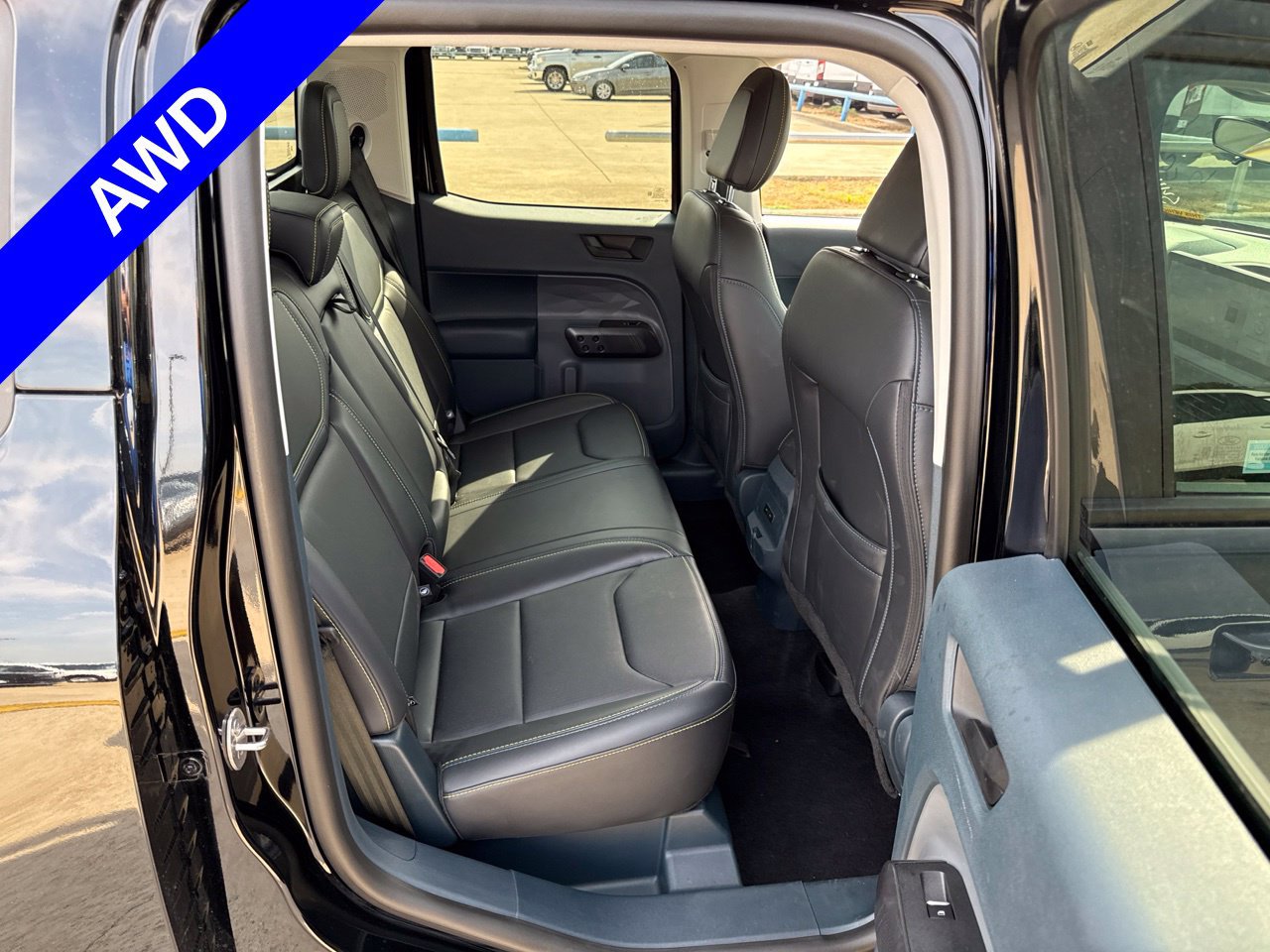Used 2025 Ford Maverick Lobo AWD/4WD image 11