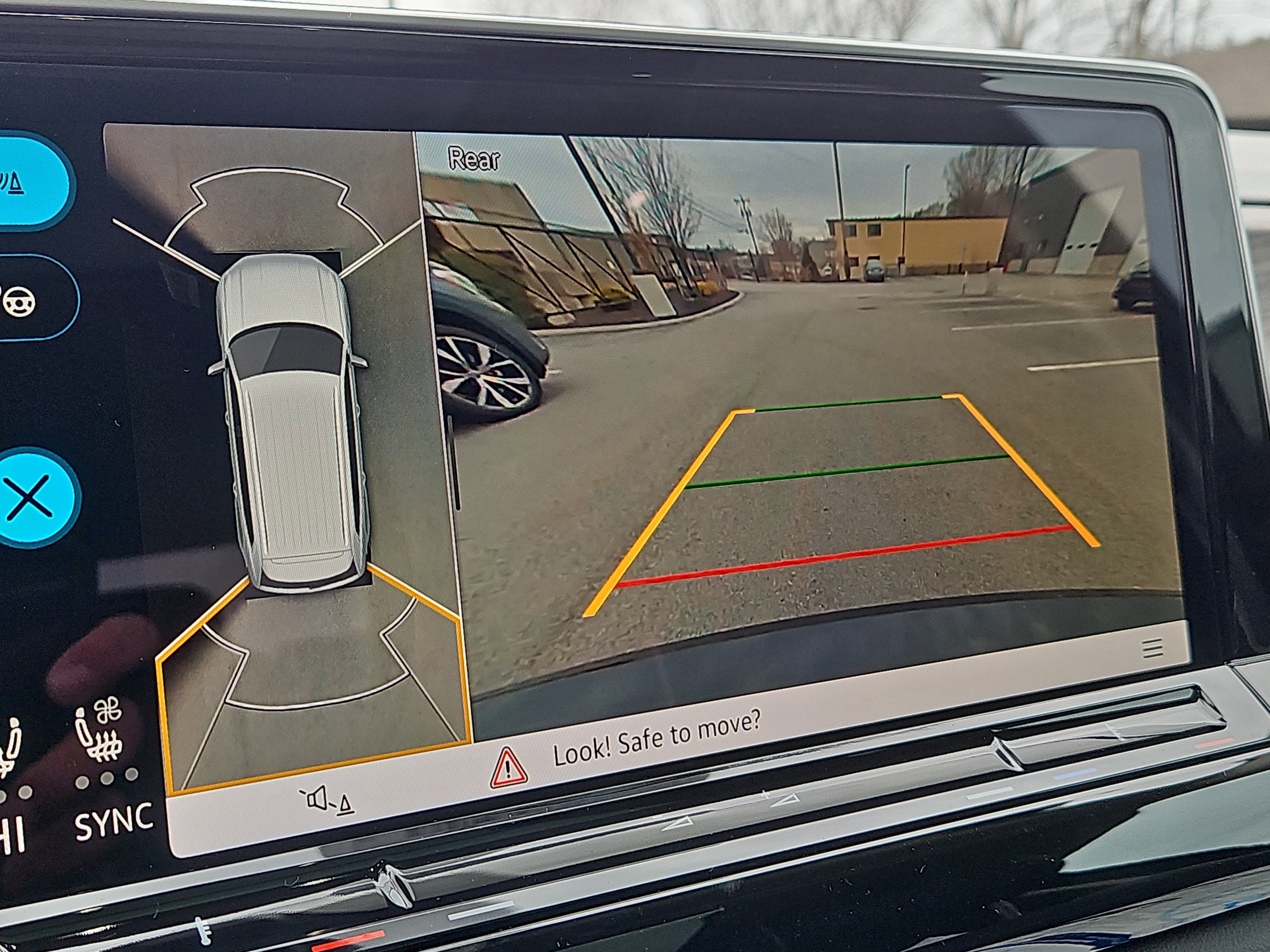 New 2026 Volkswagen Atlas SEL Premium R-Line image 9