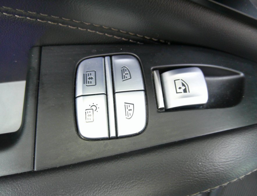 Used 2023 BMW X7 xDrive40i AWD/4WD image 62
