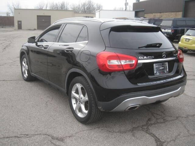 Used 2019 Mercedes-Benz GLA 250 4MATIC image 7