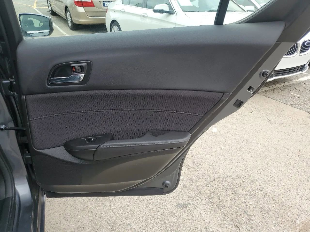 Used 2013 Acura ILX 2.0L Sedan 4D image 15