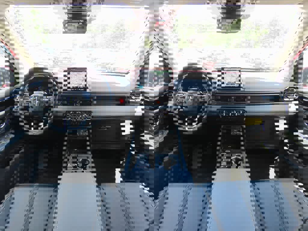 New 2025 Honda Pilot Touring image 18