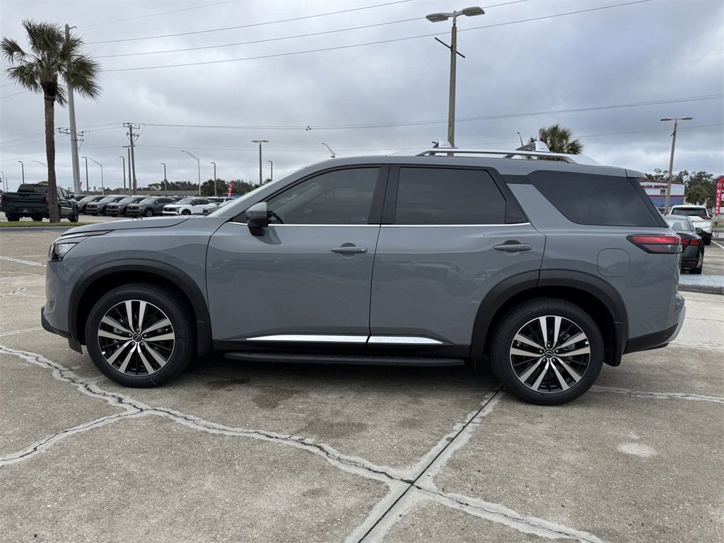 New 2025 Nissan Pathfinder Platinum w/ Lighting Package (N93) image 6