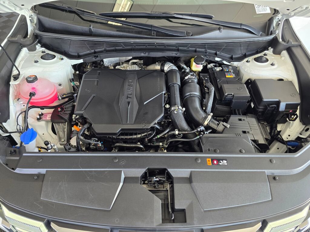 Used 2025 Hyundai Santa Cruz Limited image 10