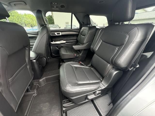 Used 2024 Ford Explorer XLT w/ Equipment Group 202A image 26