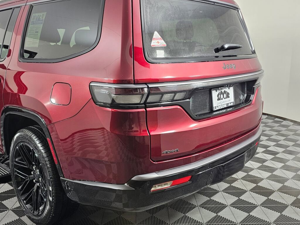 New 2026 Jeep Grand Wagoneer Limited AWD/4WD image 14