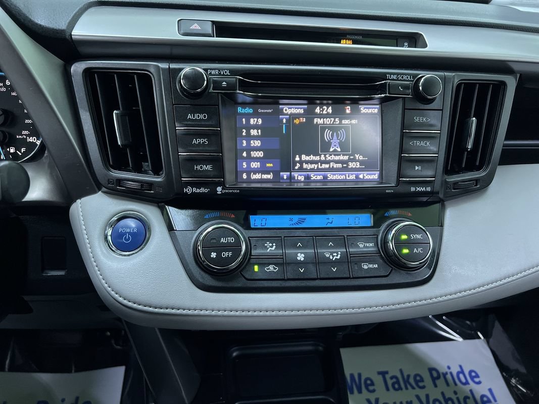 Used 2016 Toyota RAV4 XLE AWD/4WD image 21