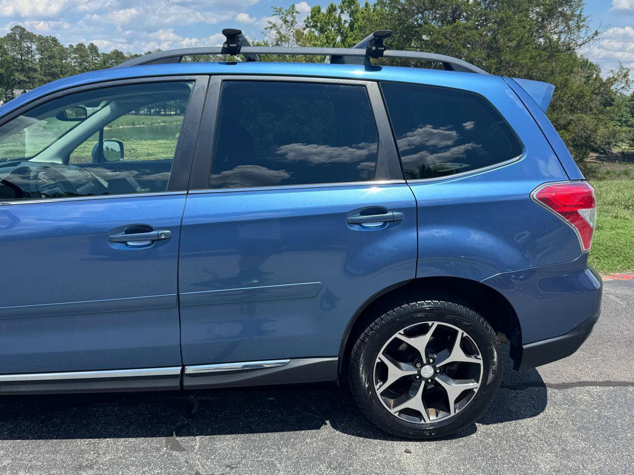 Used 2015 Subaru Forester 2.0XT Touring w/ Eyesight & Navigation System AWD/4WD image 9