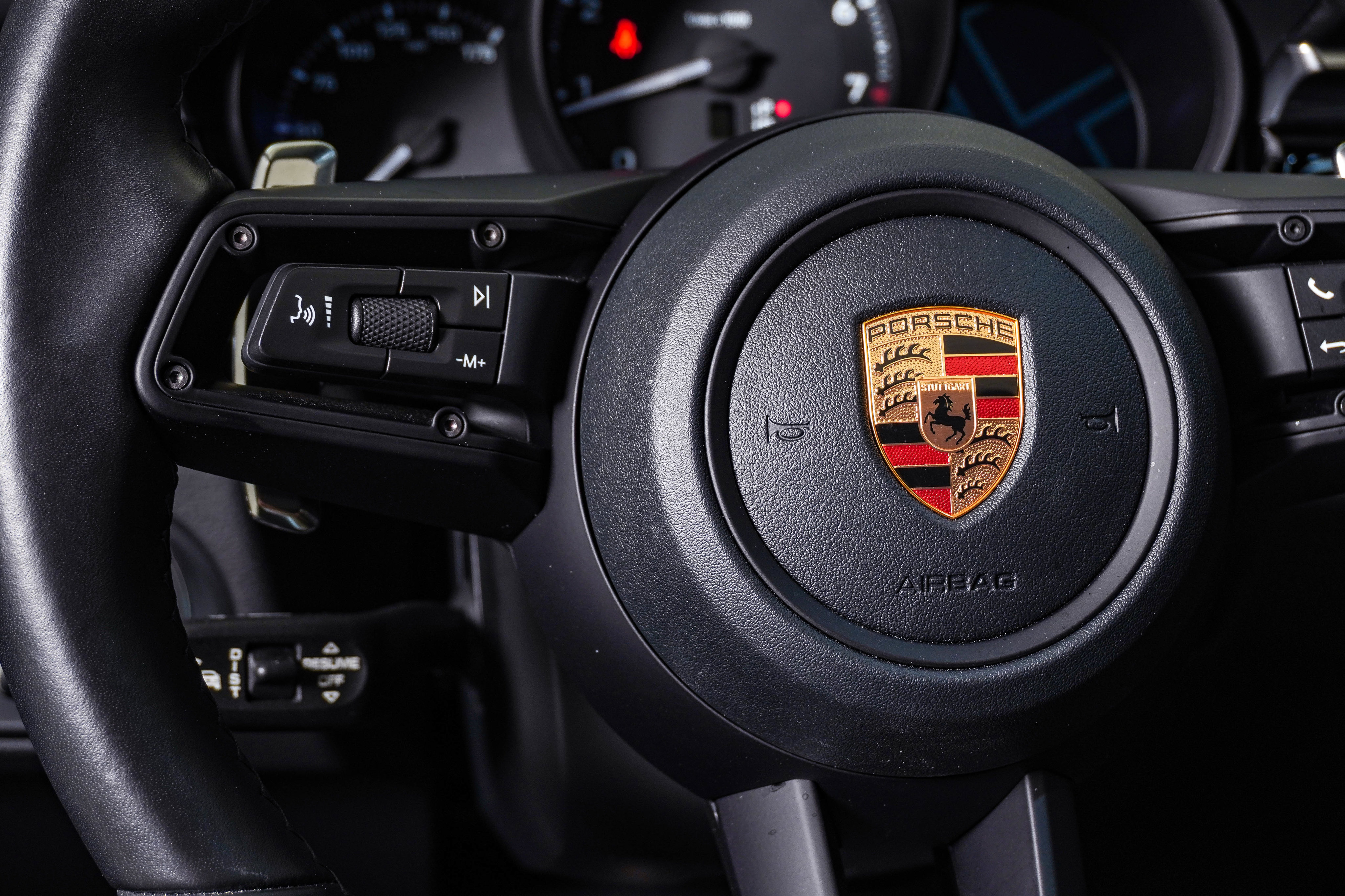 Certified 2026 Porsche Macan AWD/4WD image 20