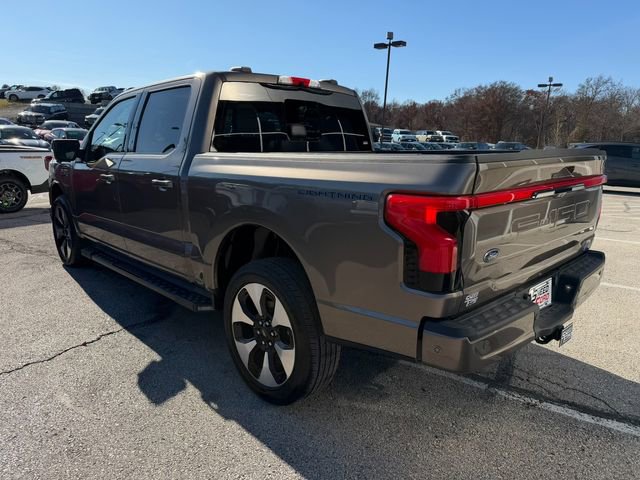 Used 2022 Ford F150 Lightning Platinum image 5