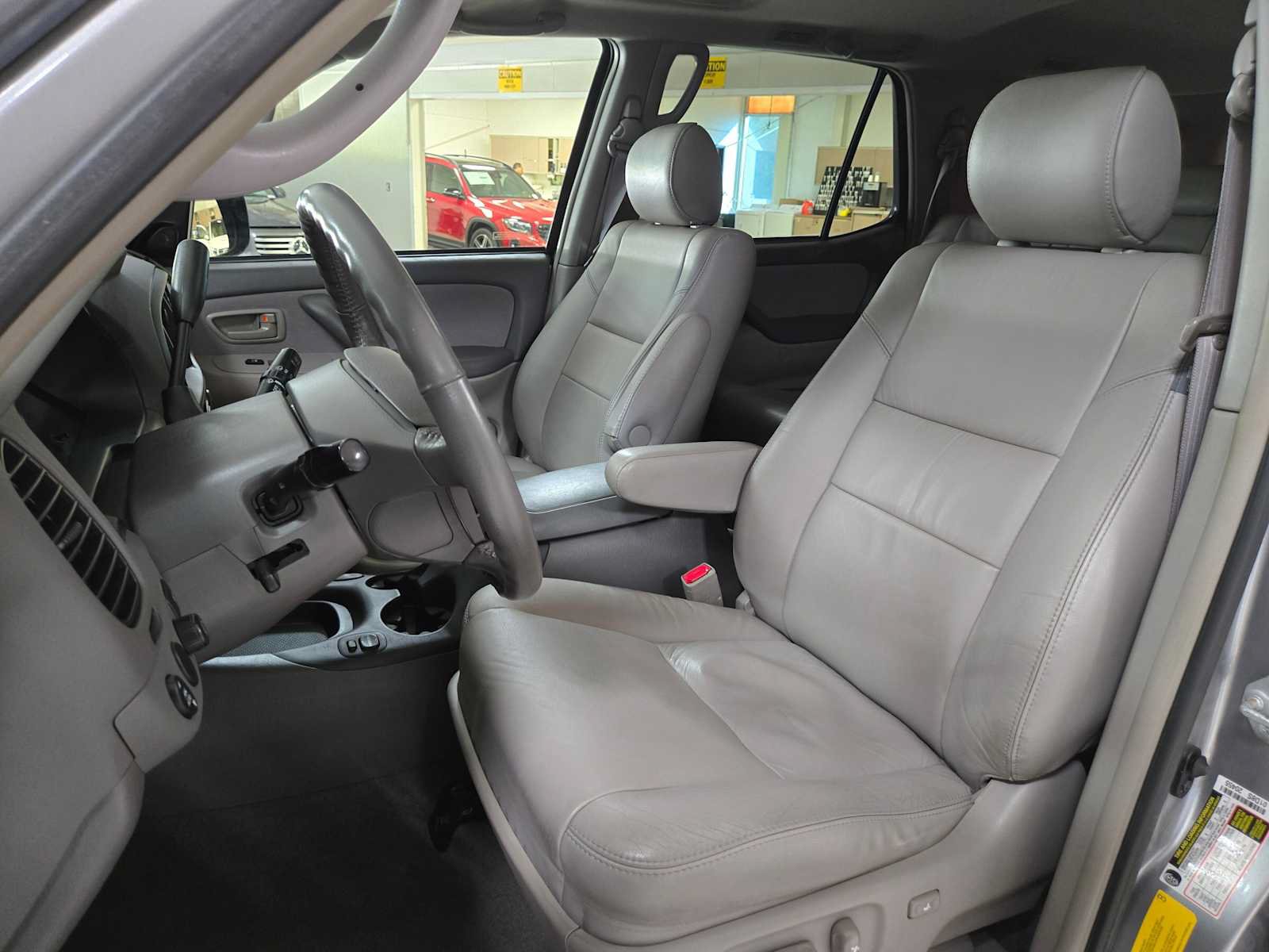 Used 2007 Toyota Sequoia SR5 AWD/4WD image 22