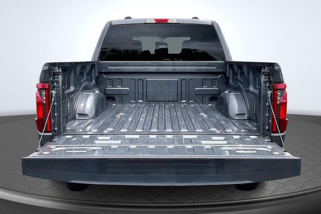 Used 2025 Ford F150 XLT w/ Equipment Group 301A Standard AWD/4WD image 9