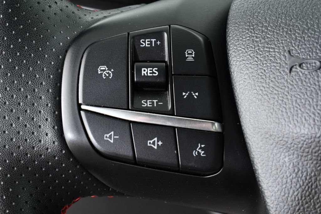 Used 2024 Ford Escape ST-Line w/ Tech Pack #1 AWD/4WD image 32
