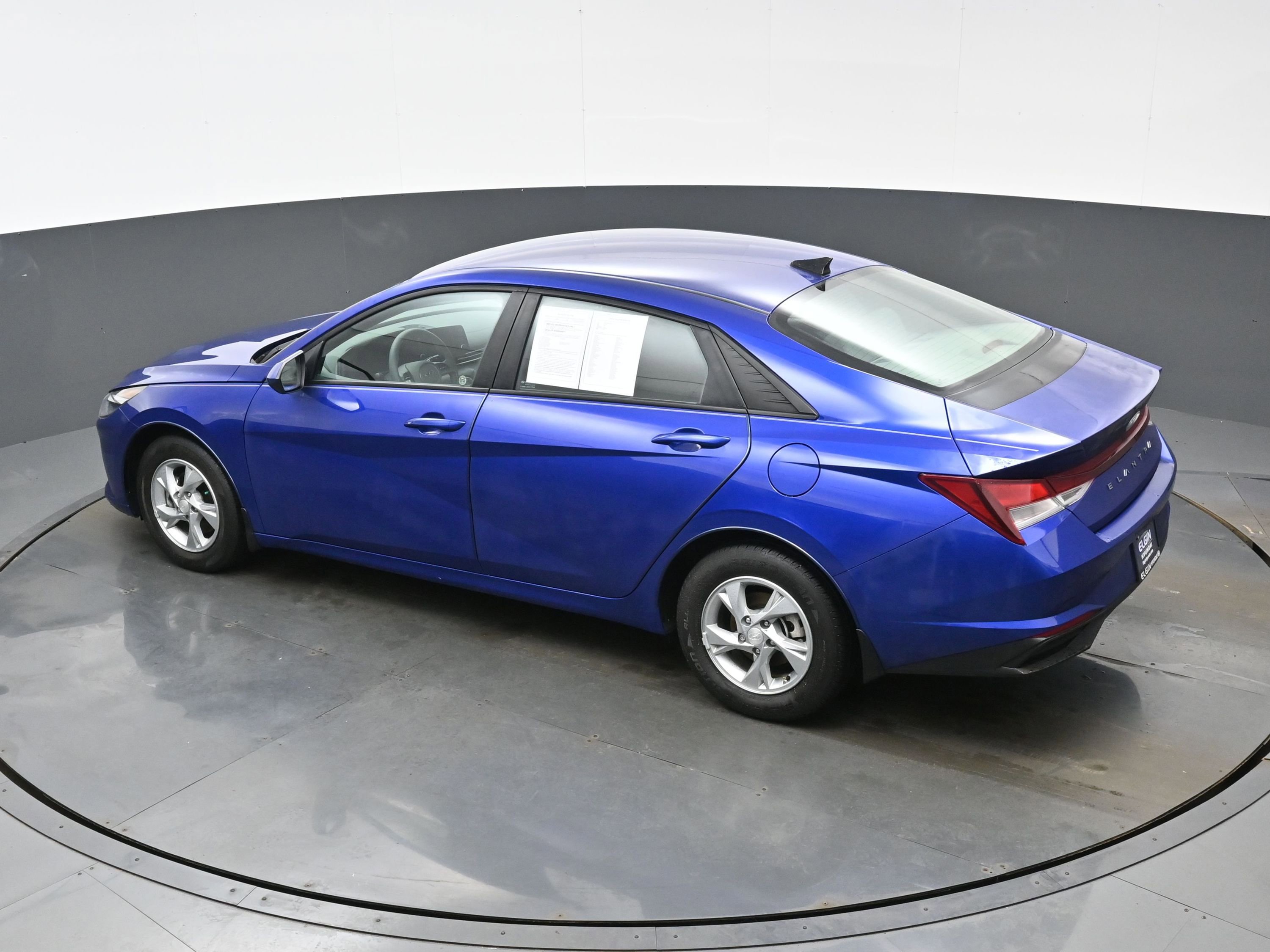 Used 2023 Hyundai Elantra SE image 33