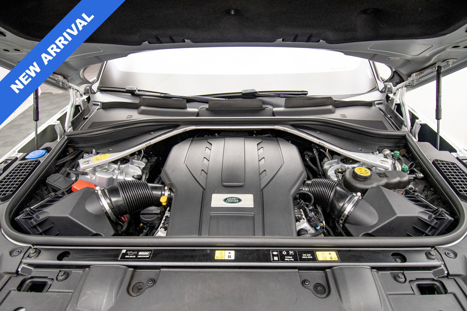Used 2023 Land Rover Range Rover SE image 36