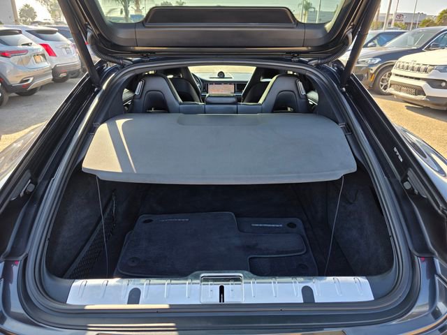 Used 2019 Porsche Panamera 4 image 10