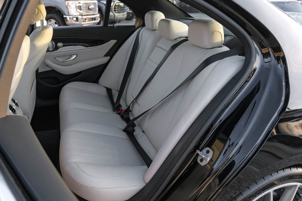 Used 2021 Mercedes-Benz E 350 Sedan image 35