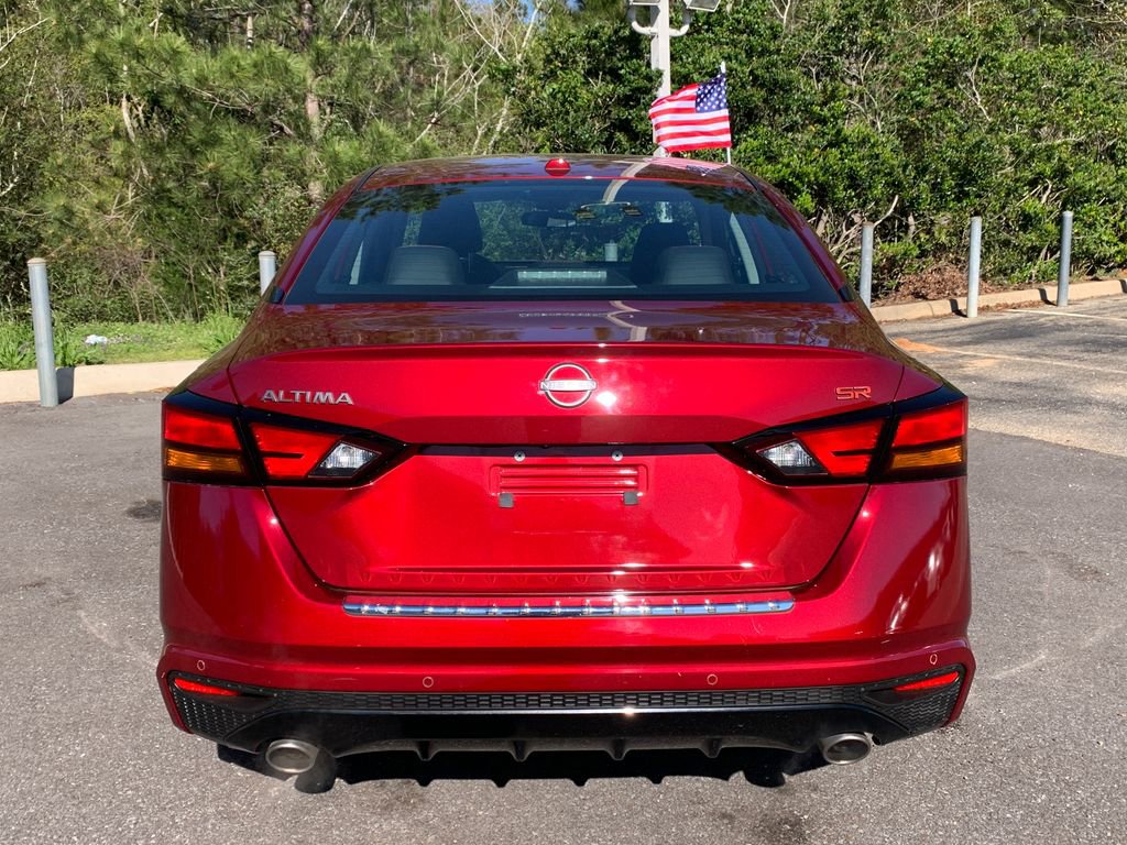 Used 2023 Nissan Altima 2.5 SR image 5