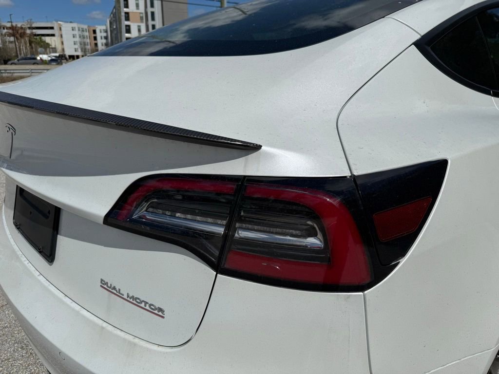Used 2021 Tesla Model 3 Performance image 7