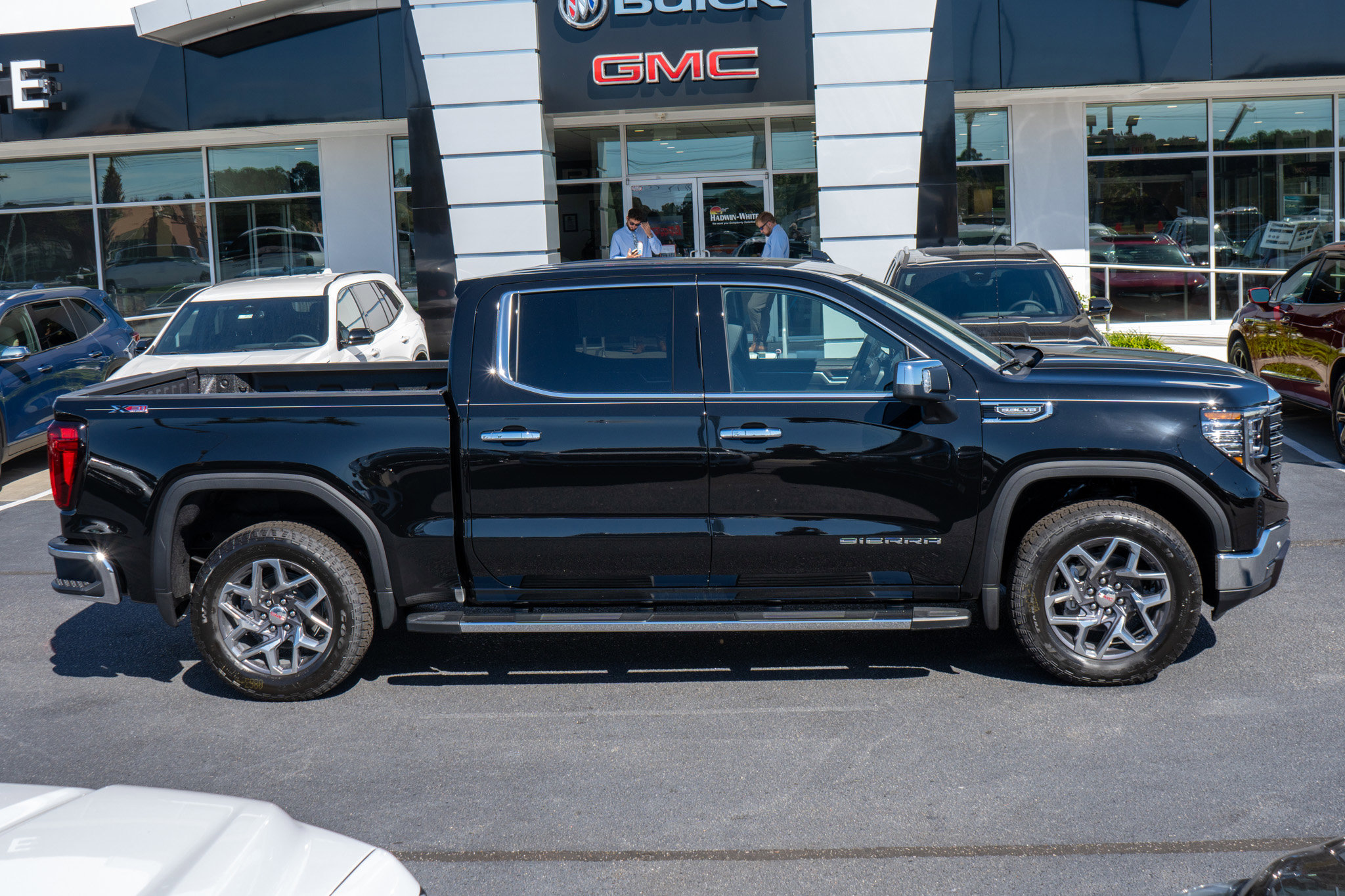 New 2026 GMC Sierra 1500 SLT w/ SLT Premium Plus Package image 2
