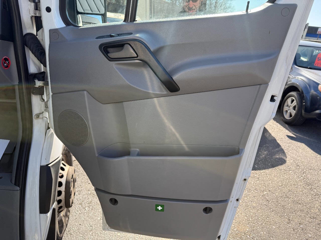 Used 2014 Freightliner Sprinter 3500 image 21