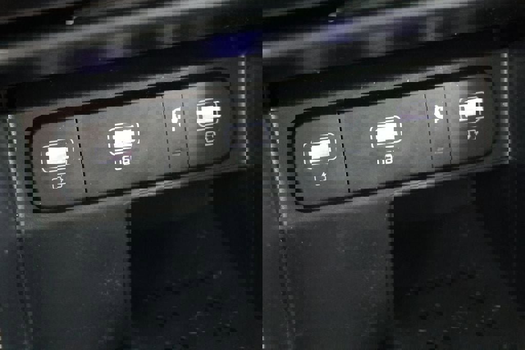 Used 2023 Kia Sorento EX image 27