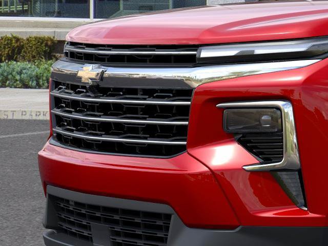 New 2027 Chevrolet Traverse LT w/ LPO, Floor Liner Package FWD image 13