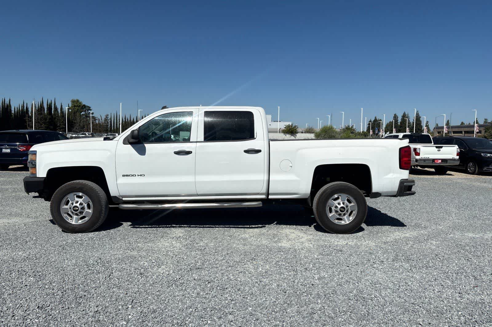 Used 2015 Chevrolet Silverado 2500 LT RWD image 6